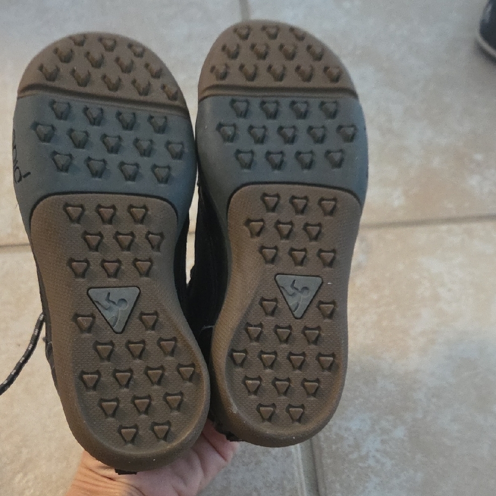 PLAE Black Kids Boots - Picture 4 of 4